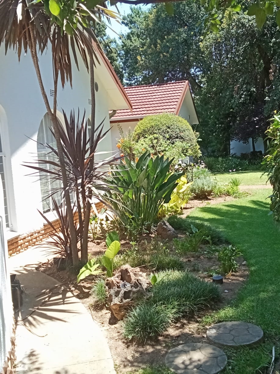 4 Bedroom Property for Sale in Bishops Bay Free State